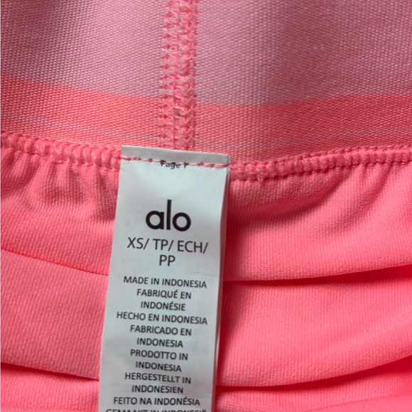 Alo- Match Point Tennis Skirt- bubblegum color - Picture 3 of 3